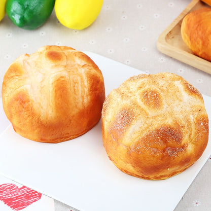 ELECTROPRIME Simulation PU Model Powder Pineapple Bread Decoration Photography Props Home Decoration Window Display(Pineapple Bread with Powder)