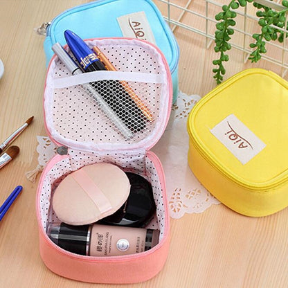 ELECTROPRIME AIQI Multi-functional Wet Reusable Bag Menstrual Pad Sanitary Pads Makeup Bags Makeup Tool Organizer Bag(Yellow)