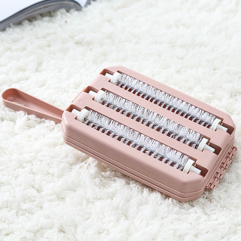ELECTROPRIME Three-row Brush Handheld Carpet Sweeper Brush Sofa Bed Pet Hair Debris Crumb Dirt Fur Cleaner Roller Cleaning Tools, Random Color Delivery