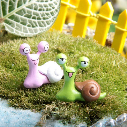ELECTROPRIME 20 PCS Miniature Snail Statues Decorated Garden Toy House Decorations, Random Color Delivery