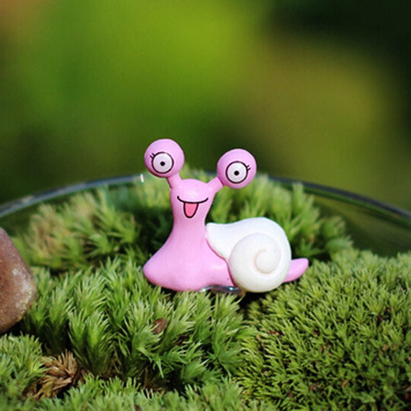 ELECTROPRIME 20 PCS Miniature Snail Statues Decorated Garden Toy House Decorations, Random Color Delivery