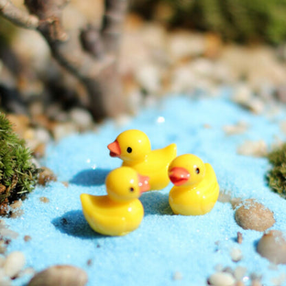 ELECTROPRIME 5 PCS Mini Doll House Accessories Resin Three-dimensional Small Yellow Duck Plant Decoration