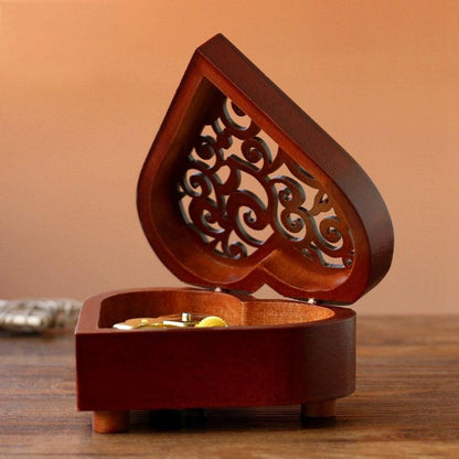 ELECTROPRIME Creative Heart Shaped Vintage Wood Carved Mechanism Musical Box Wind Up Music Box Gift, Golden Movement(Spirited Away)